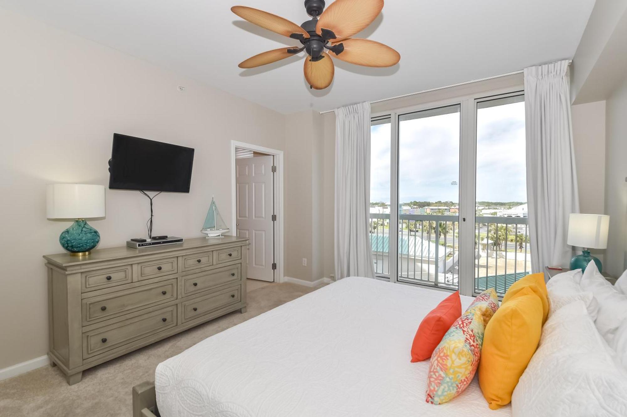 Silver Towers E504 Apartment Destin