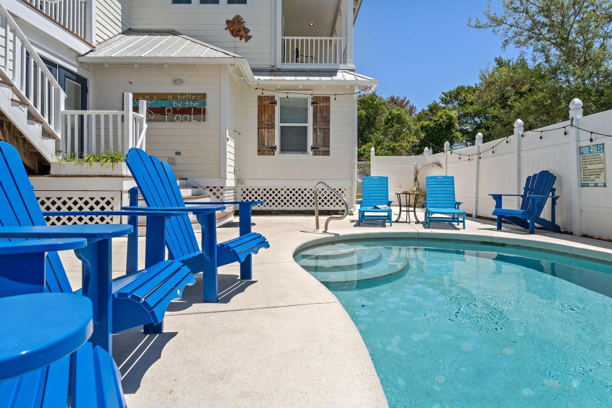 Lighthouse Legends Free Golf Cart Pool Heat Deals Destin