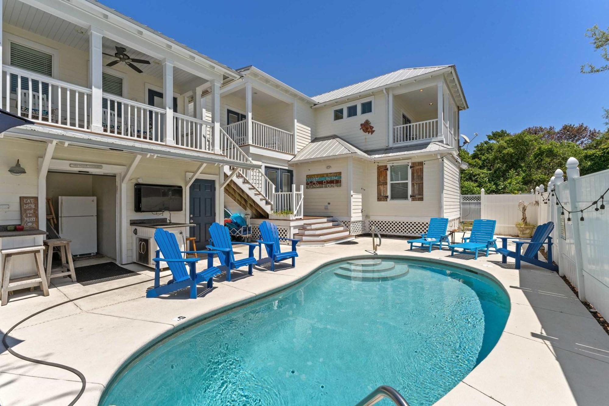 Lighthouse Legends Free Golf Cart Pool Heat Deals Holiday home