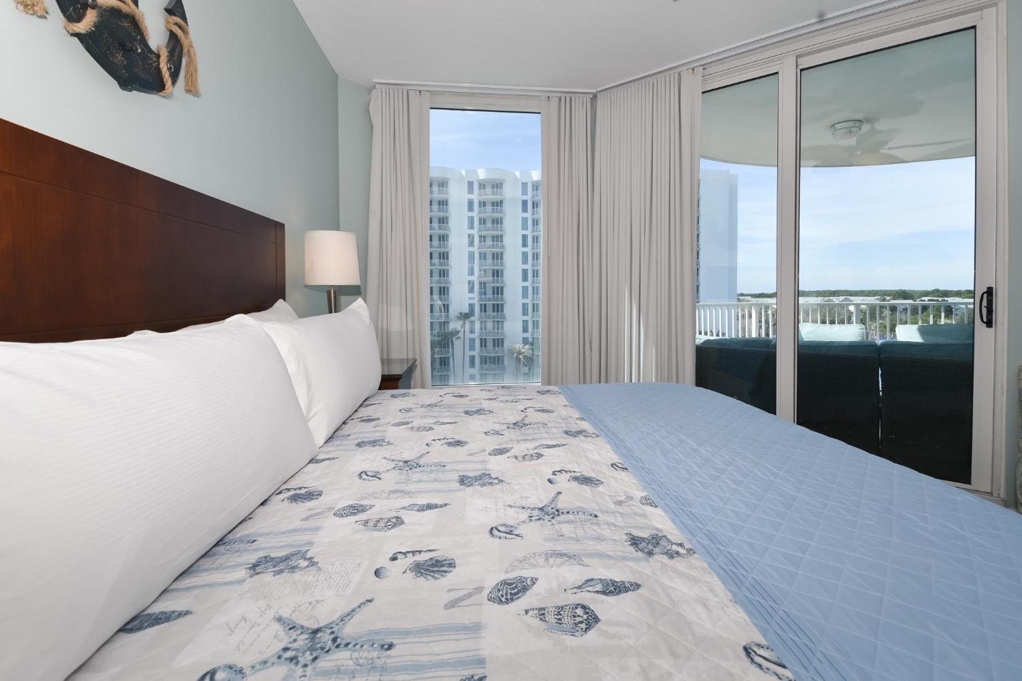 The Palms Of 1609 Junior Apartment