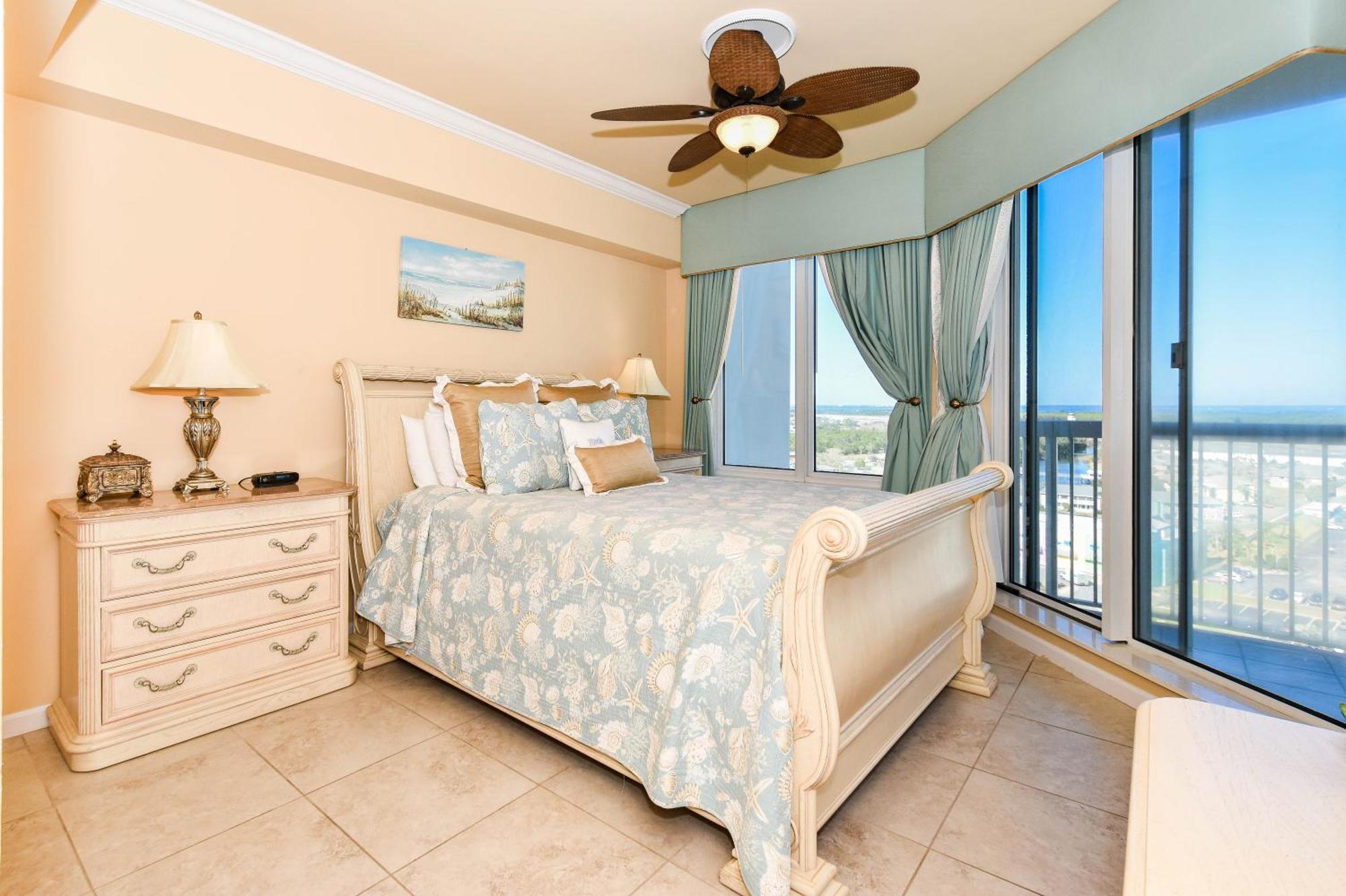 Silver Towers W1501 Apartment *