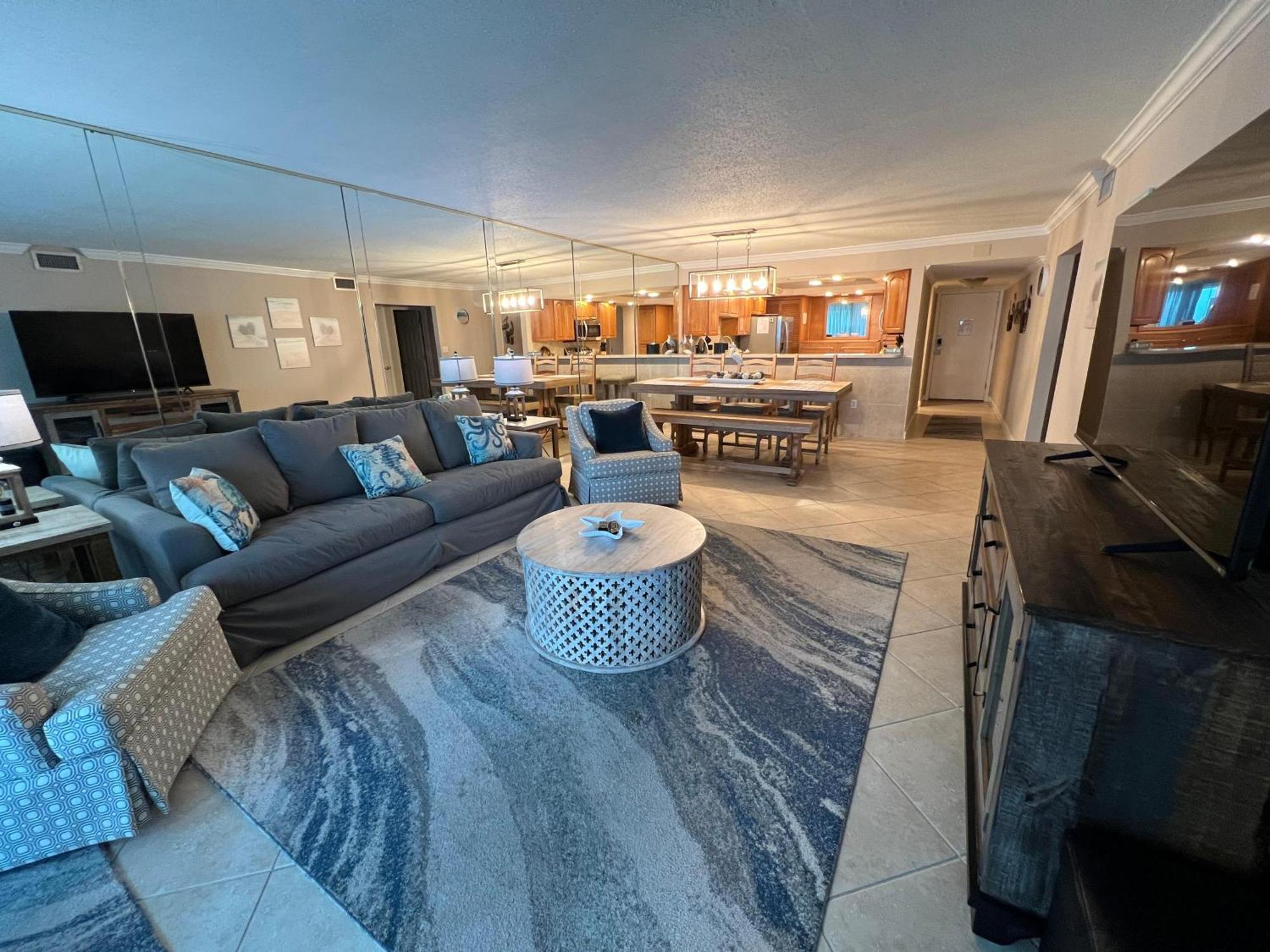 1094-shoreline Towers - Spring Price Drop - Free Setup Destin