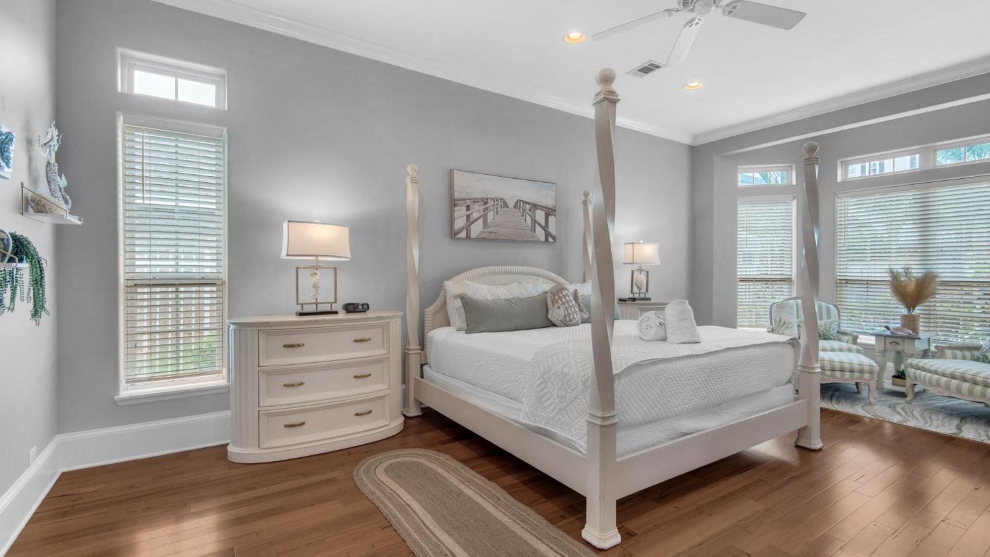 Emerald Pearl Destin