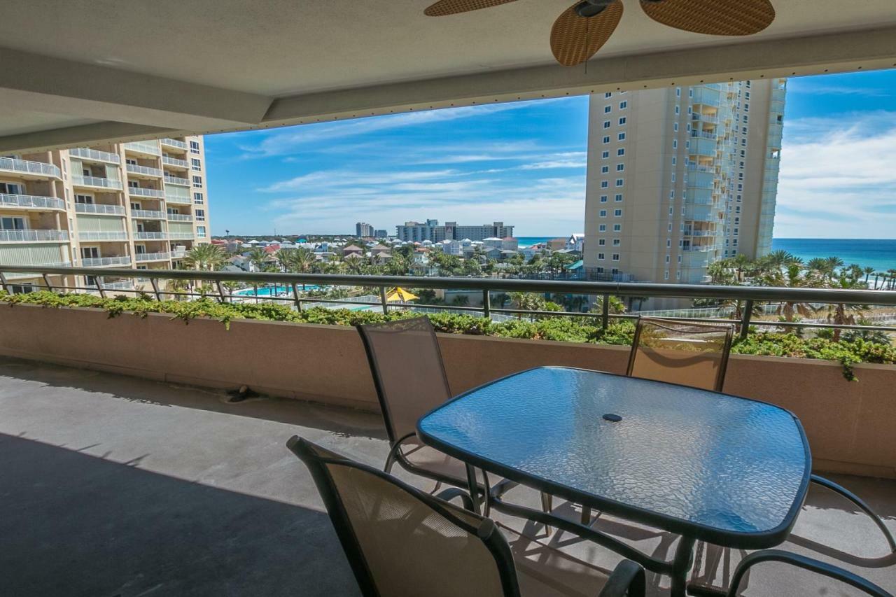 Edgewater 602 Apartment