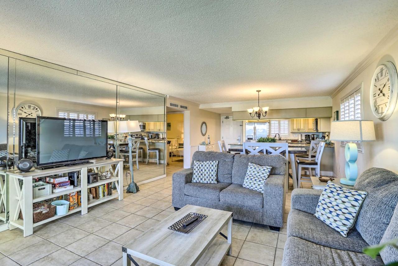 Apartment Miramar Retreat - Beachfront And Poolside *