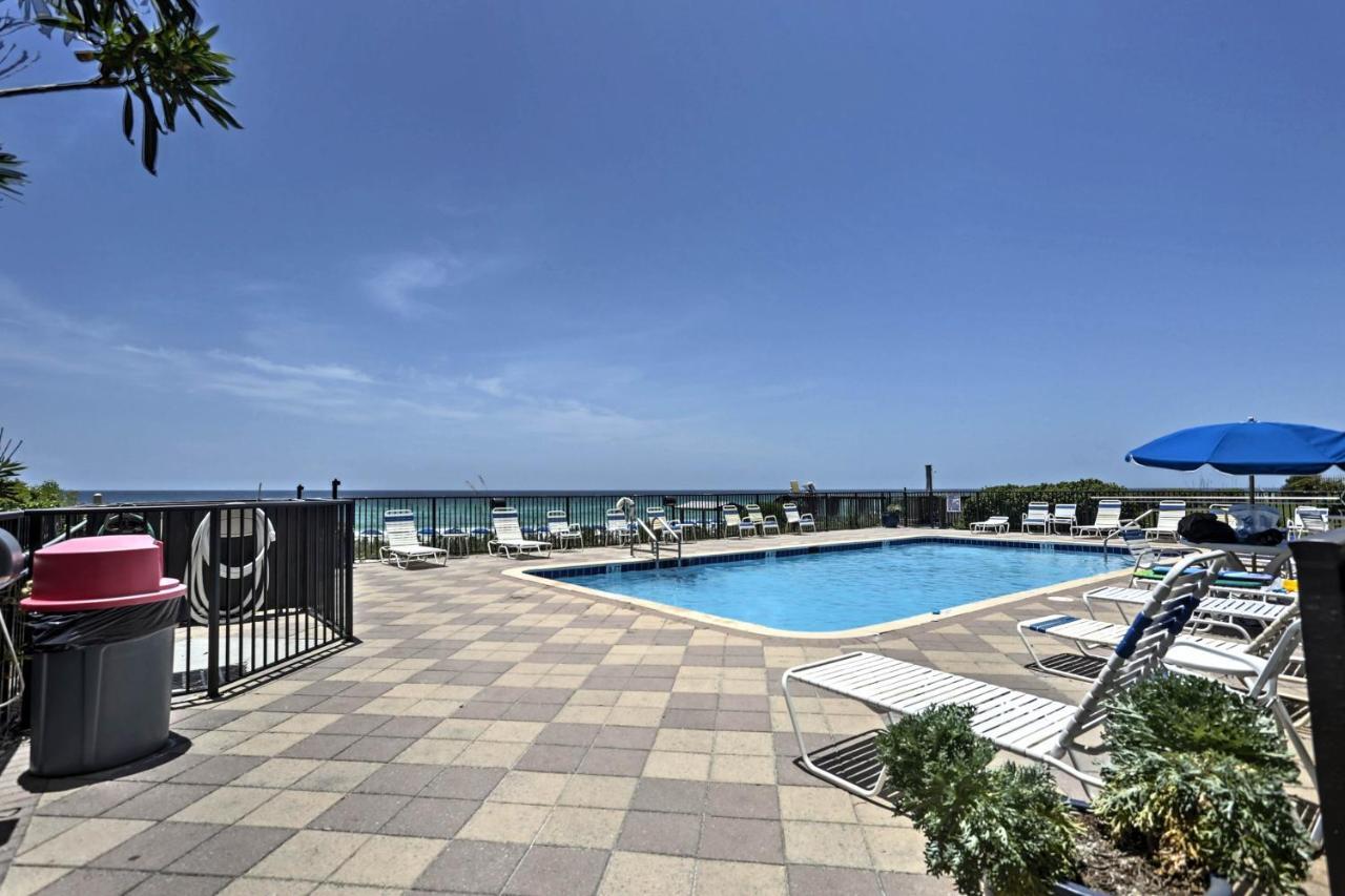 Miramar Retreat - Beachfront And Poolside