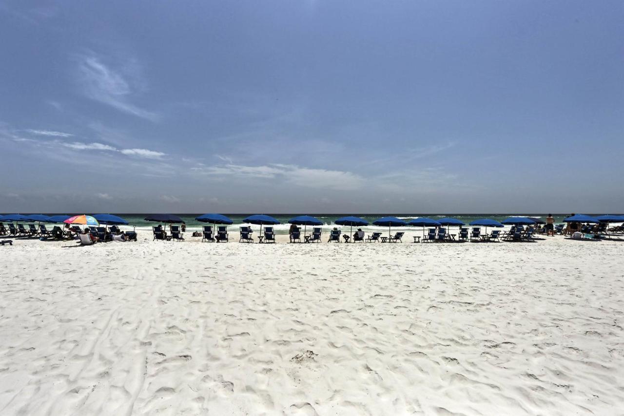 Miramar Retreat - Beachfront And Poolside